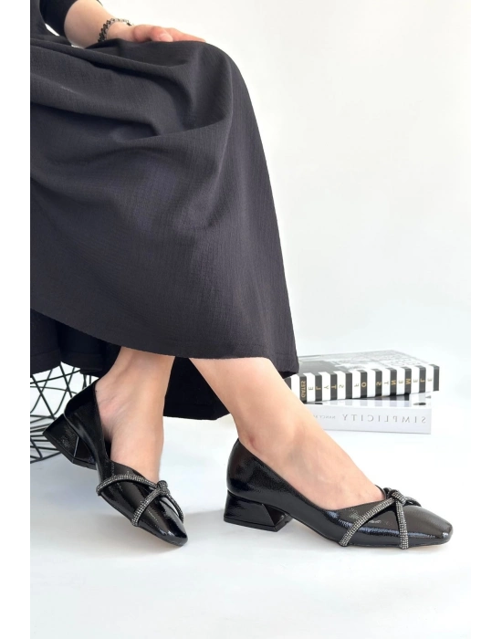 Pety Siyah Rugan Topuklu Ayakkabı - Bamido