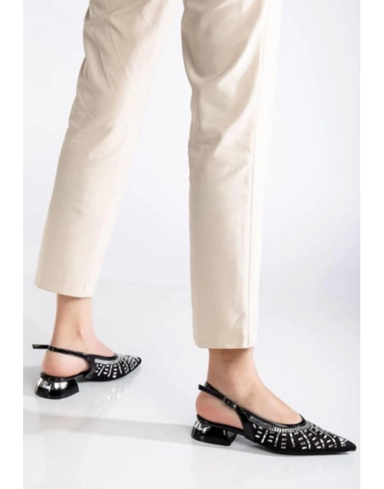 Piyar Siyah Taşlı Topuklu Ayakkabı