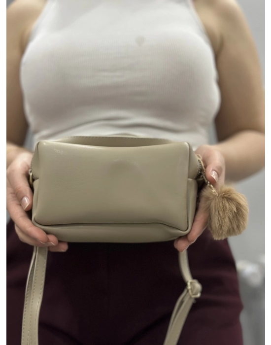 Ponpon Vizon Cilt Çanta