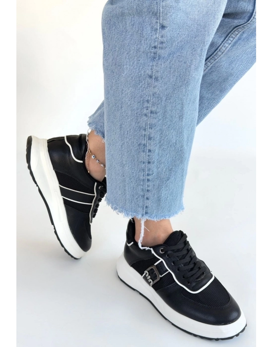 Tanwe Siyah Cilt Bağcıklı Spor Ayakkabı