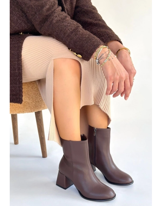 Tendy Kahverengi Cilt Topuklu Bot