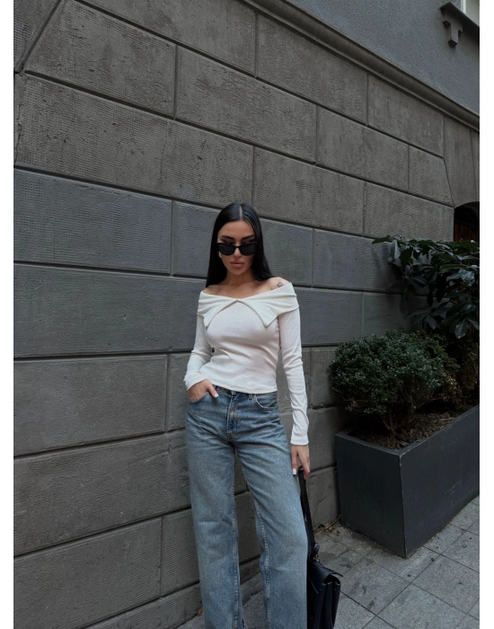 Kelebek Yaka Uzun Kol Bluz Beyaz