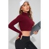Kadın Bordo Uzun Kol Fermuarlı Parmak Geçme Detaylı Dik Yaka Crop Top Bluz