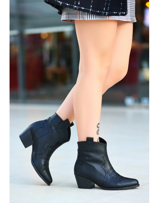 Akver Siyah Cilt Topuklu Bot - Bamido