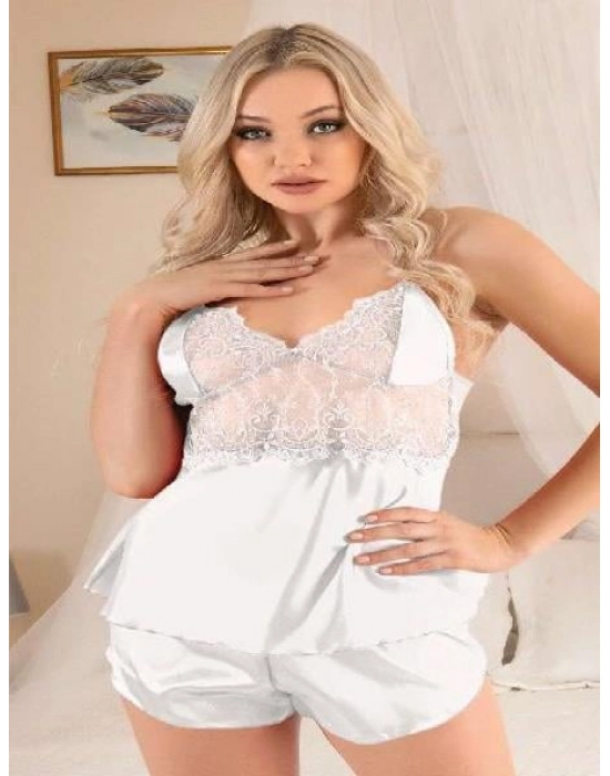 Beyaz Dantel İşlemeli İnce Askılı Saten Şortlu Takım