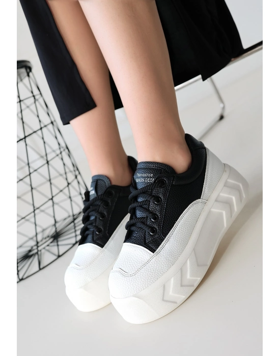 Emwa Siyah Cilt Bağcıklı Spor Ayakkabı - Bamido