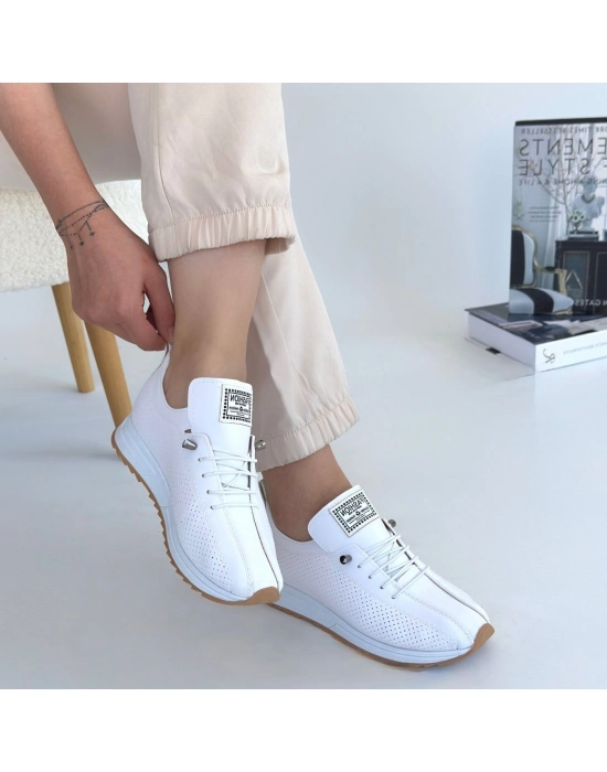 Fiert Beyaz Cilt Bağcıklı Spor Ayakkabı - Bamido