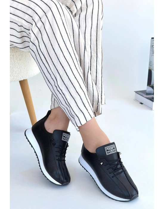 Fiert Siyah Cilt Bağcıklı Spor Ayakkabı - Bamido