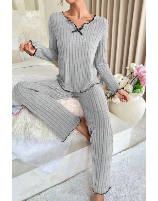 Kadın Gri Çizgili Uzun Kollu Fiyonk Detaylı Pijama Takımı Rahat Mevsimlik