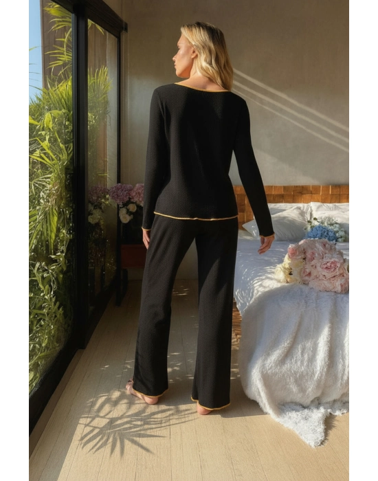 Kadın Siyah Fiyonklu İç Çamaşırı Ve Uzun Kollu V Yaka Pijama Takımı 4lü Set