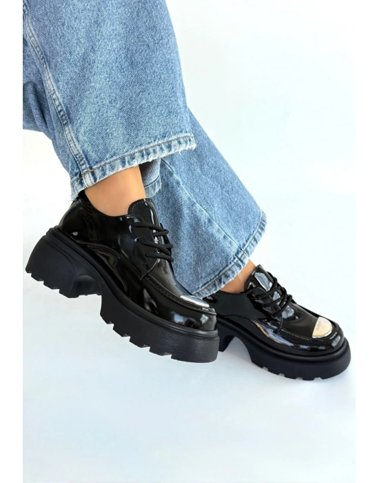 Kiya Siyah Rugan Dolgu Topuk Oxford Ayakkabı - Bamido