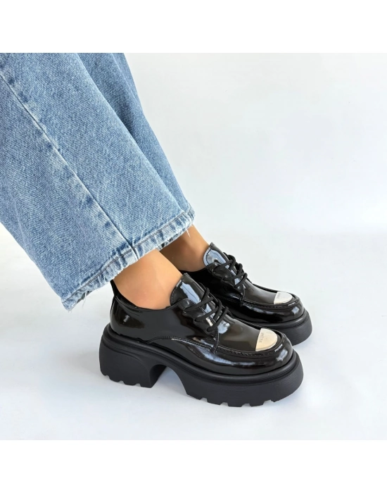 Kiya Siyah Rugan Dolgu Topuk Oxford Ayakkabı - Bamido