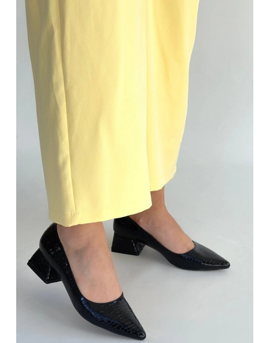 Meort Siyah Rugan Topuklu Ayakkabı - Bamido