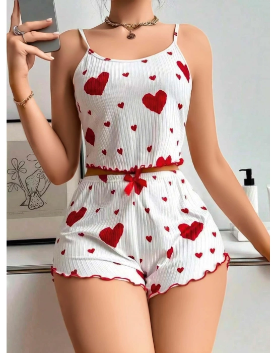 Pamuklu Beyaz Üstüne Kırmızı Kalp Desenli Askılı Şortlu Pijama Takımı