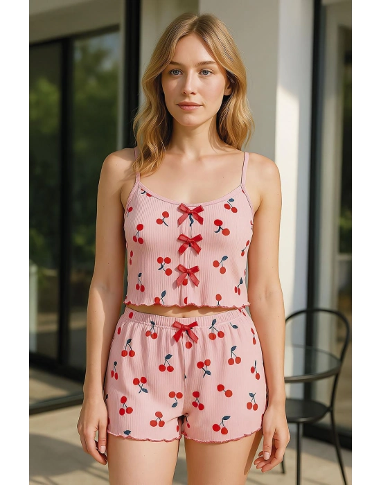 Pembe Kiraz Desenli Kurdelalı Askılı Şortlu Pijama Takımı