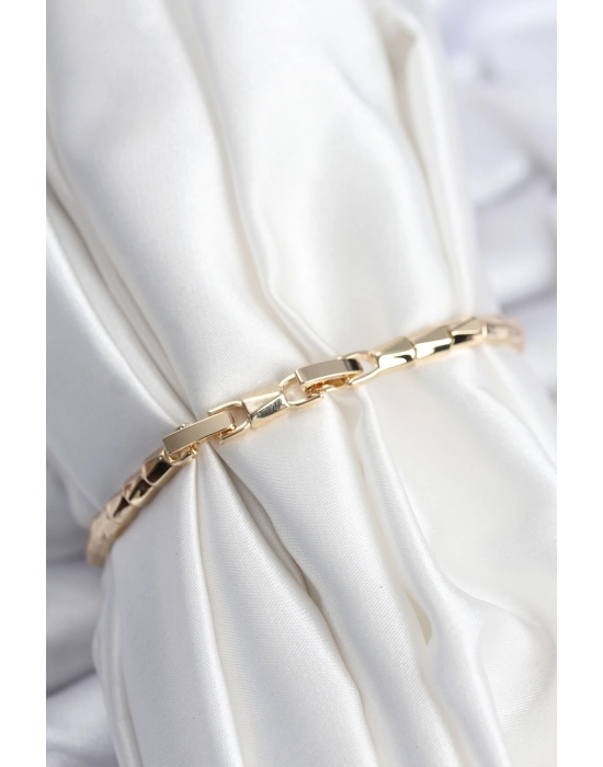 Pirinç Vıp Seri Gold Renk Zirkon Taşlı Yıldız Model Kadın Bileklik - Bamido