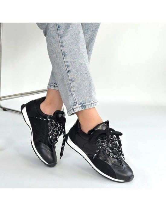 Ranu Siyah Cilt Paraşüt Detaylı Bağcıklı Spor Ayakkabı - Bamido