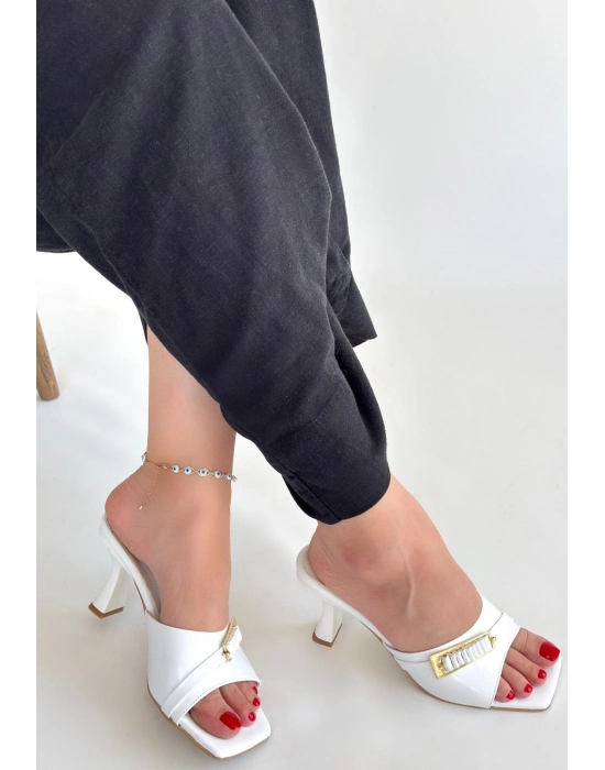 Sief Beyaz Rugan Topuklu Terlik - Bamido