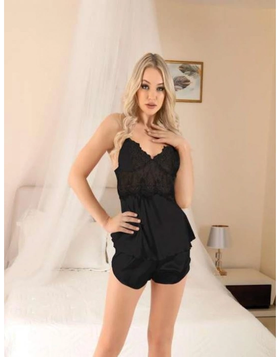 Siyah Dantel İşlemeli İnce Askılı Saten Şortlu Takım