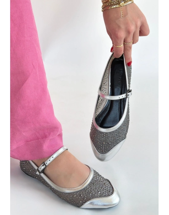 Toyan Gümüş Cilt Babet Ayakkabı - Bamido