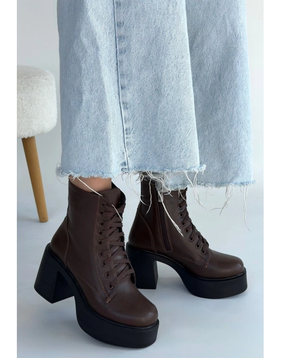 Tsan Kahverengi Cilt Bağcıklı Topuklu Bot - Bamido