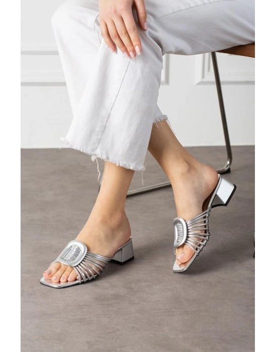 Anca Gümüş Rugan Topuklu Terlik - Bamido