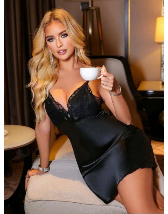 Dantel İşlemeli İnce Askılı Siyah Fantezi Saten Gecelik