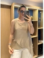 İtalyan Etek Ucu Payet Detaylı Kolsuz İpek Bluz Camel