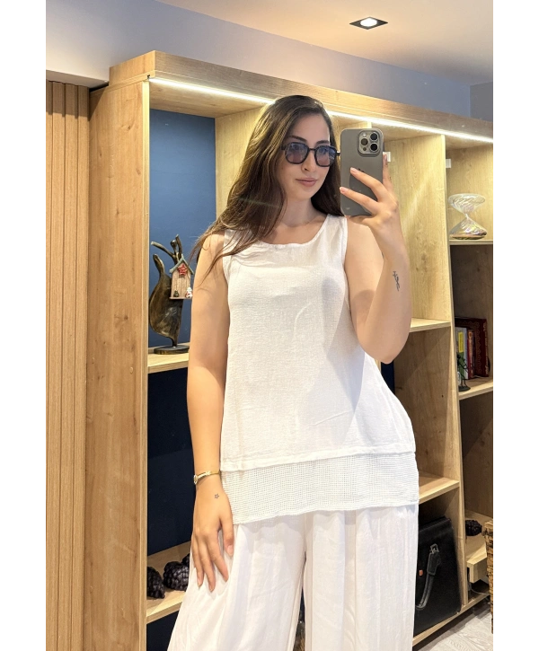 Eteği File Detaylı Kolsuz Keten Bluz Beyaz