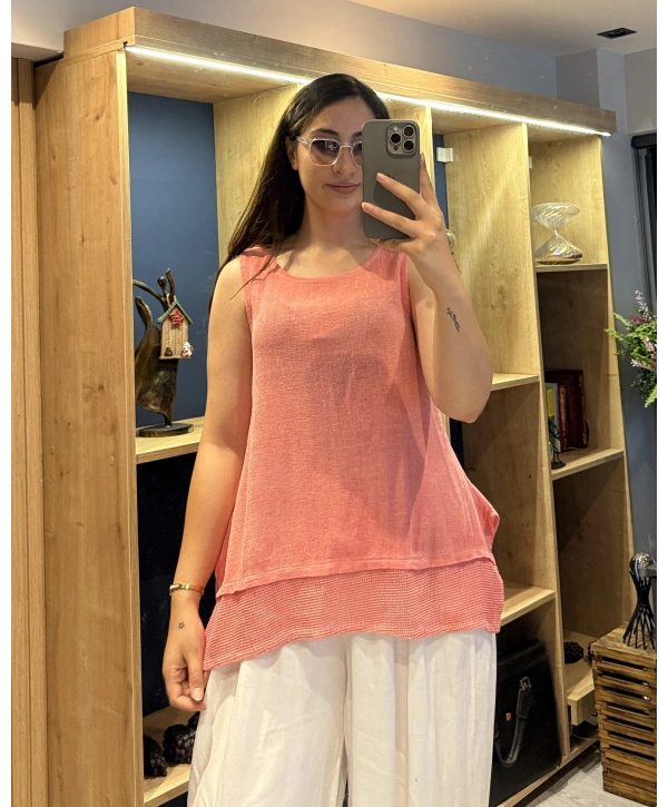Eteği File Detaylı Kolsuz Keten Bluz Nar Çiçeği