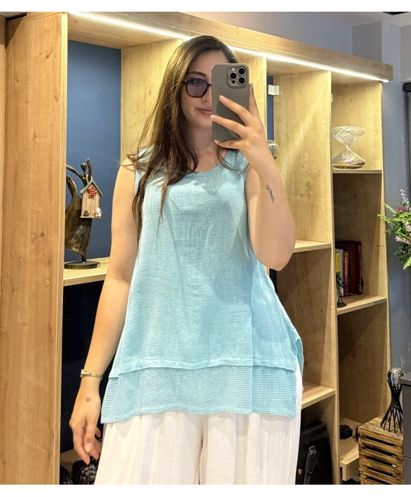 Eteği File Detaylı Kolsuz Keten Bluz Turkuaz