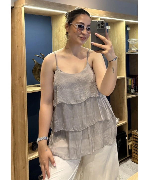 İtalyan Askılı Kat Kat İpek Bluz Vizon