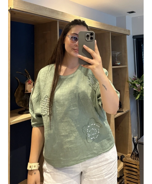 İtalyan Çiçek Desenli Taş Detaylı Keten Bluz Haki