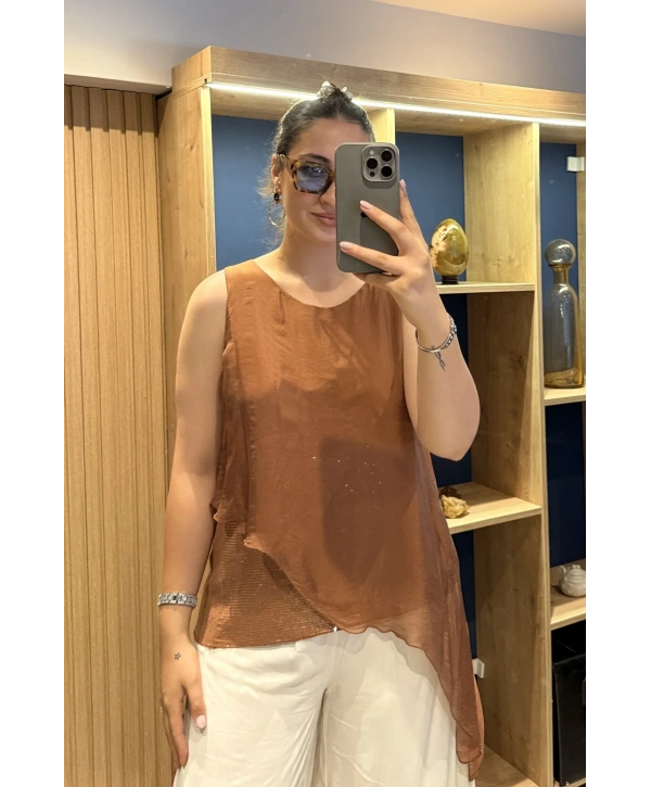 İtalyan Etek Ucu Payet Detaylı Kolsuz İpek Bluz Tarçın