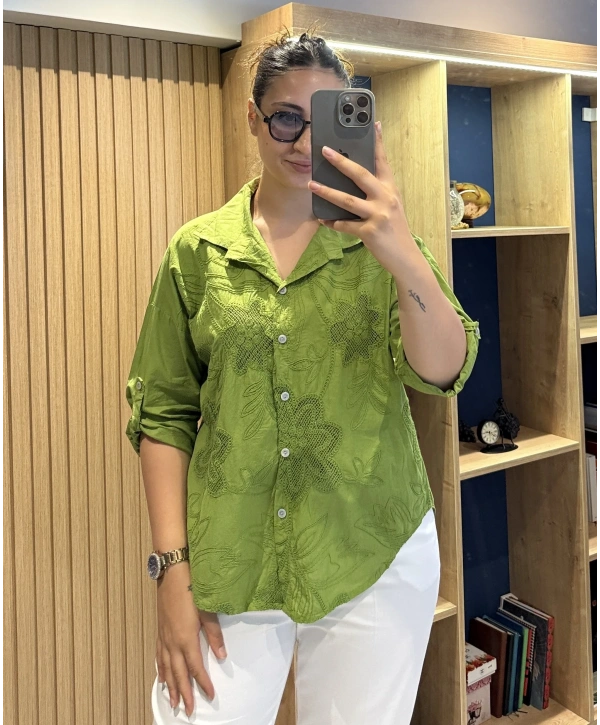 İtalyan Pamuk Çiçek Nakışlı Gömlek 26072 Yeşil