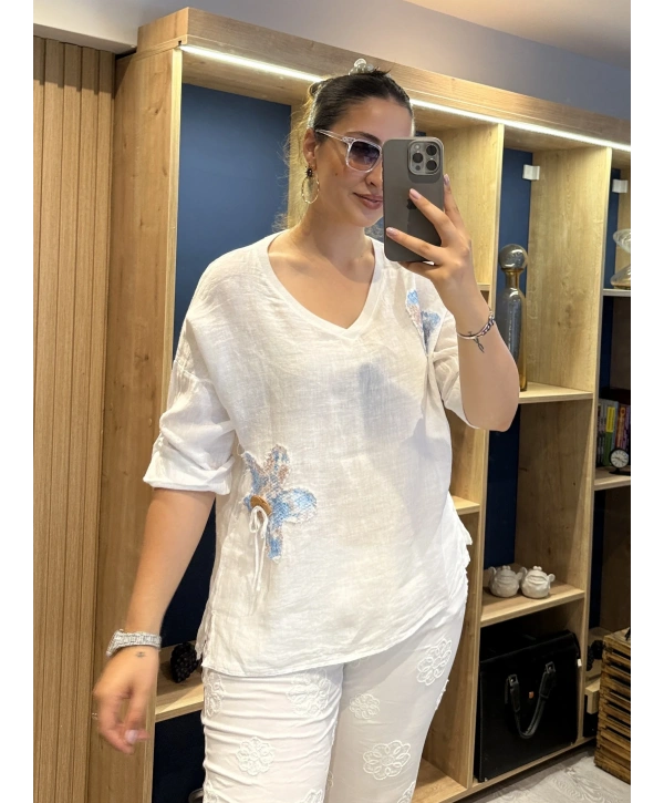 İtalyan Papatya İşlemeli Bluz Beyaz