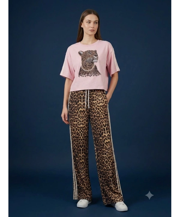 Leopar Baskılı Taşlı Eşofman Takımı Pembe