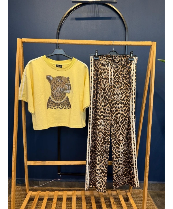 Leopar Baskılı Taşlı Eşofman Takımı Sarı