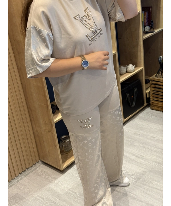 Monogram Desen Gold İnci İşlemeli Eşofman Takımı