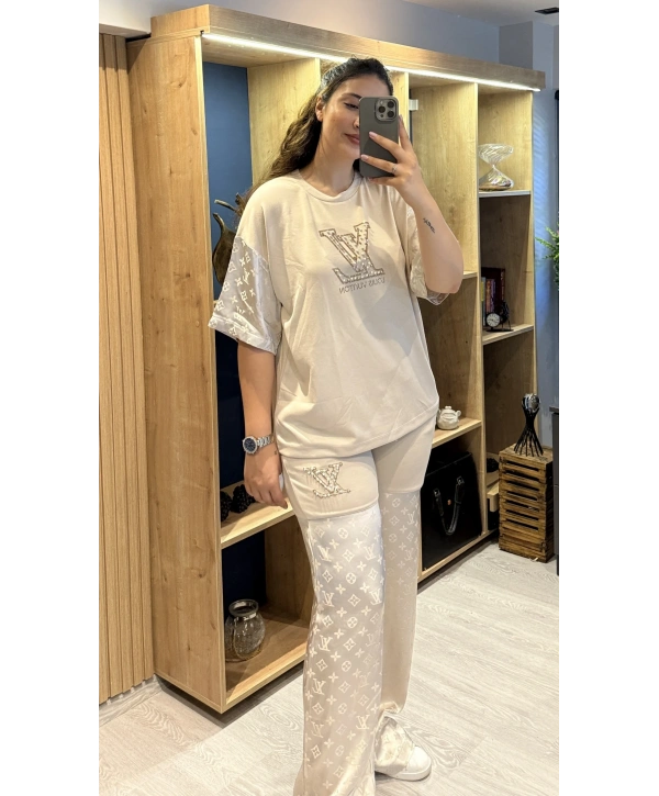 Monogram Desen Gold İnci İşlemeli Eşofman Takımı