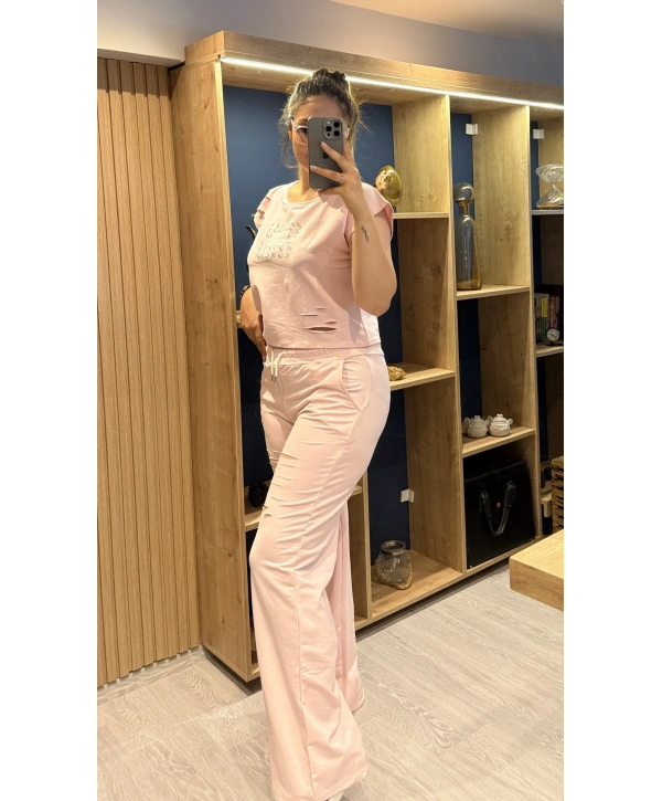 Pembe Yırtmaç Detaylı Premium Eşofman Takımı