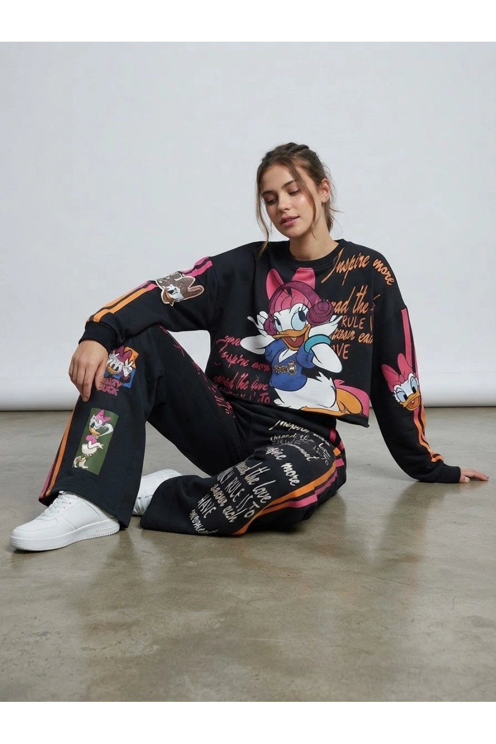 Daisy Duck Takım Siyah