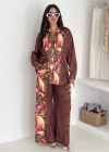 Saten Kumaş Desenli Takım Kahverengi