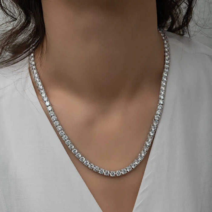 Kadın Gümüş 5 mm Beyaz Taşlı Su Yolu Kadın Kolye