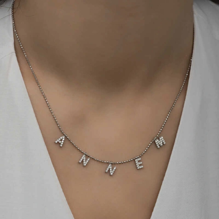 Kadın ​Gümüş Annem Yazılı Bayan Kolye