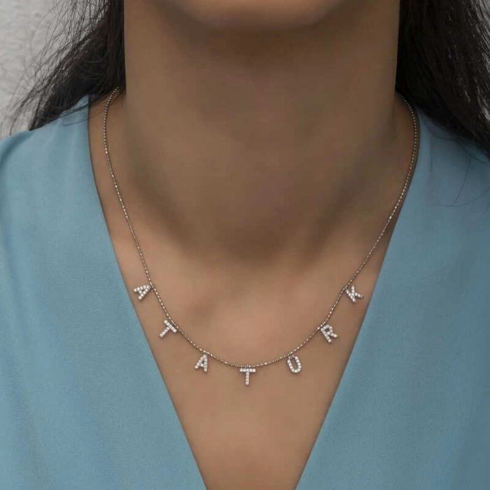 Kadın Gümüş Atatürk Yazılı Bayan Kolye