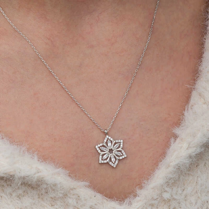 Kadın Gümüş Baget Taşlı Çiçek Kadın Kolye