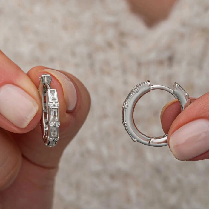 Kadın Gümüş Baget Taşlı Halka Kadın Küpe