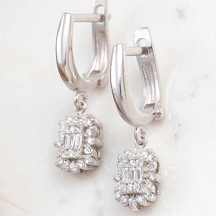 Kadın Gümüş Baget Taşlı Kadın Küpe