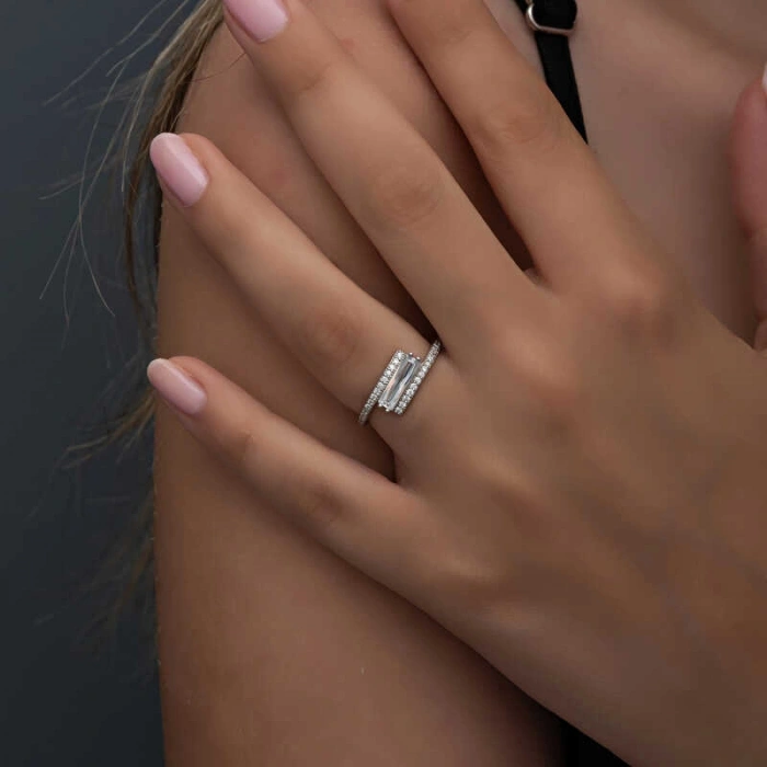 Kadın Gümüş Baget Taşlı Kadın Yüzük